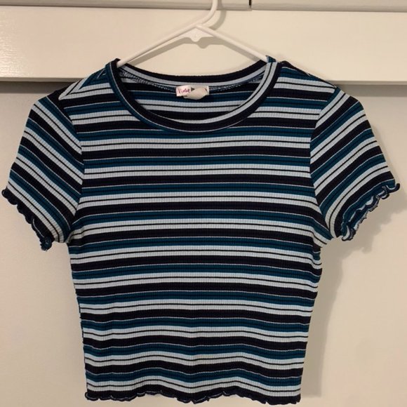 Lettuce Lined Top - Picture 1 of 1